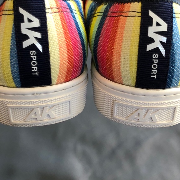 New Anne Klein Sport Women's Flats OverTheTop 6.5M New Without Box - Picture 3 of 13